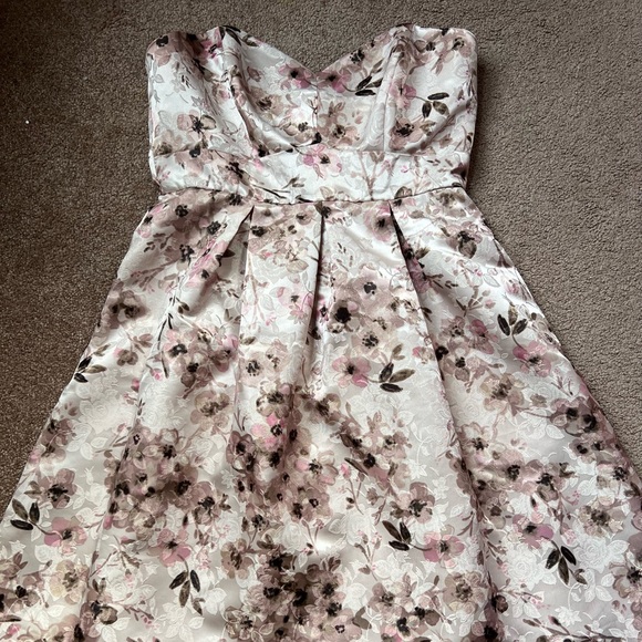 Pink floral tea dress - Picture 1 of 4